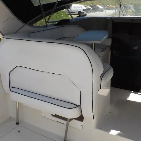 Båthotell Antares Sleeping Boat *